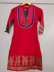 Avaasa Red & Blue ethnic kurti size S