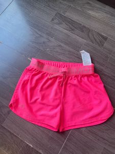 UNDER ARMOUR GYM SHORTS