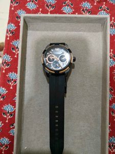 Police Men&#39;s Black and Gold Watch