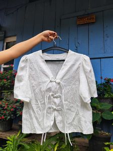 Vintage White Floral Blouse