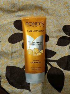 Pack Of 3, Face Wash , Serum &amp; Moisturizer