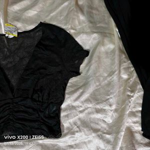 I. Chic Black Crop Top