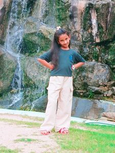 Girl&#39;s Casual Outfit