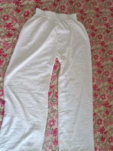M size White Plazzo