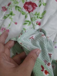 Honey By Pantaloons Green Floral Top