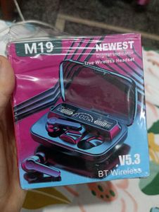 Emergency Powerbank Torch TWS earbuds