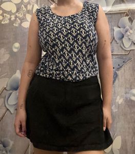 Patterned Sleeveless Top