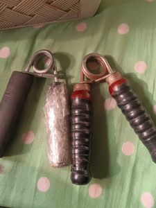 SET OF 2 HAND GRIPPER