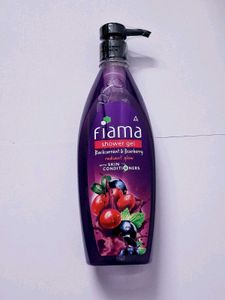 Fiama Blackcurrant And Bearberry Shower Gel 500ml