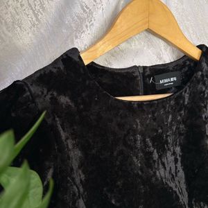 ‼️SOLD‼️Korean Velvet Dress