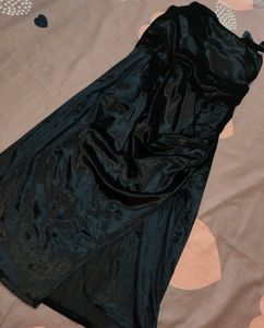 Short Black Dress With Slit And Ruched Detail
