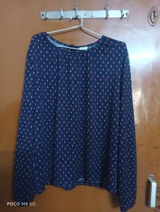 Stylish Navy Print Top
