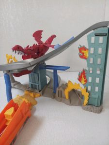 🔥 HOT Wheels Dragon Destroyer Track Set
