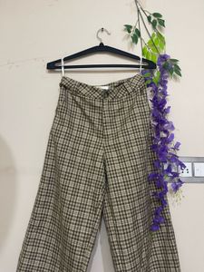 Korean Pant And Backless Top