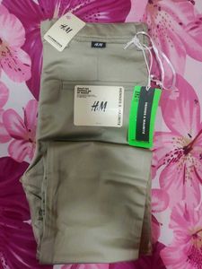 Brand New H&amp;M Pant – Khaki