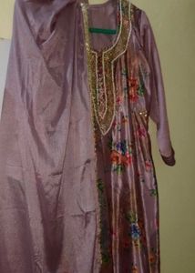 Floral Embroidered Kurta Set