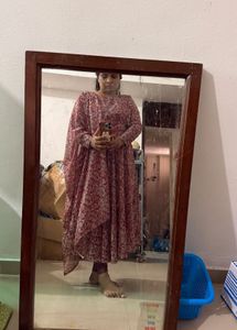 anarkali gown with duppta