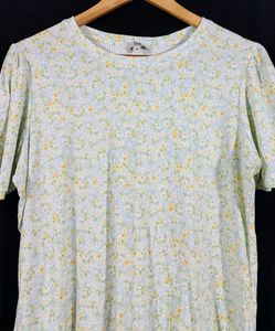 Elegant Light Green Printed Top