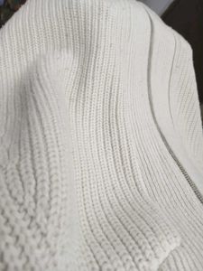 Beige Zip-Up Knit Cardigan