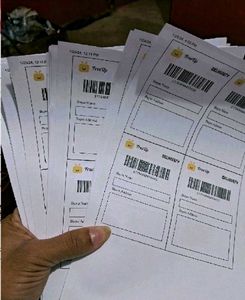 40pcs Both Non Sticky Courier &amp; Fragile Labels