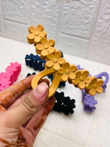 Flower Hair Claw Clip Set