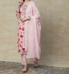 Floral Print Kurta Suit 🌸🌸🌸