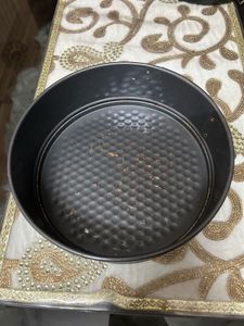 Round Iron Springform Cake Mould
