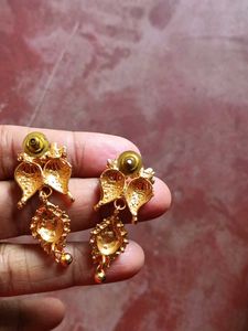 14k Micro Gold Plating.