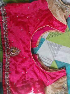 Perfect Saree For Women.
