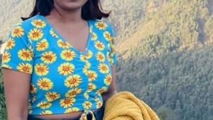 Sunflower Print Crop Top