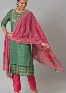 Elegant Green &amp; Pink Kurta Set