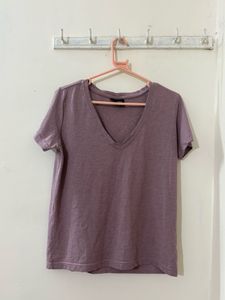 V Neck tshirt