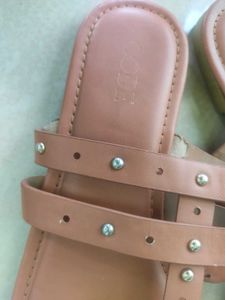 Brown Flipflops