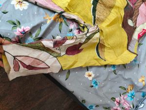 Abstract Printed Kurti With Dupatta (Altered To XS