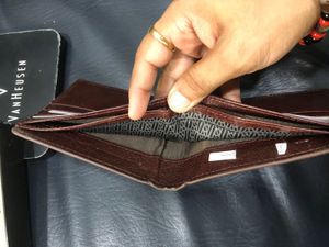 New Van Heusen Brown Leather Wallet