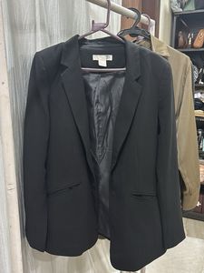 H & M Black Blazer - Classic Style