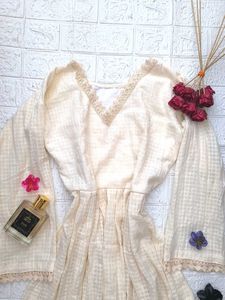 Elegant Cream Long Dress🎀