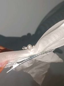 Elegant White Bow Hair Clip