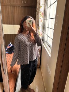 Gingham Tie-Neck Top