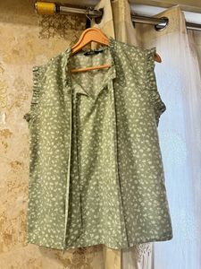 Zudio Brand New Floral Green Top