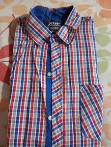 Men&#39;s Casual Shirt