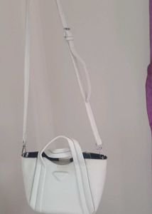 Pretty Handbag For Women