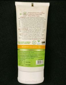 Mamaearth Ultra Light Indian Sunscreen Spf 50 PA +++