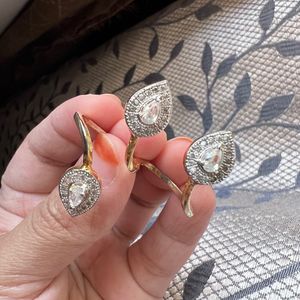 2 Finger Golden Leaf Ring With Stones