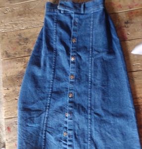 Vintage Denim Button-Front A-Line Skirt
