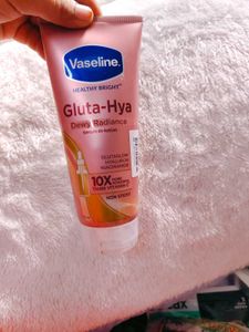 Vaseline Gluta-Hya Dewy Radiance Lotion for Face &amp;