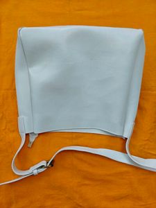 White Shoulder Bag