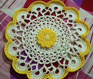 White and Yellow Doily/Thalposh