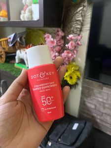 Dot & Key Sunscreen SPF 50
