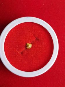 Gold Nose Pin